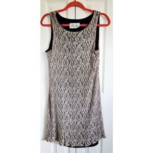 Dani‎ Max M Vintage Lace Overlay Sheath Dress Gold W/Black Liner No Tags